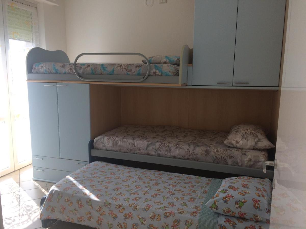 Apartmán A Casa Di Nonna Luciana - Trilocale Con Giardino Ceriale Exteriér fotografie