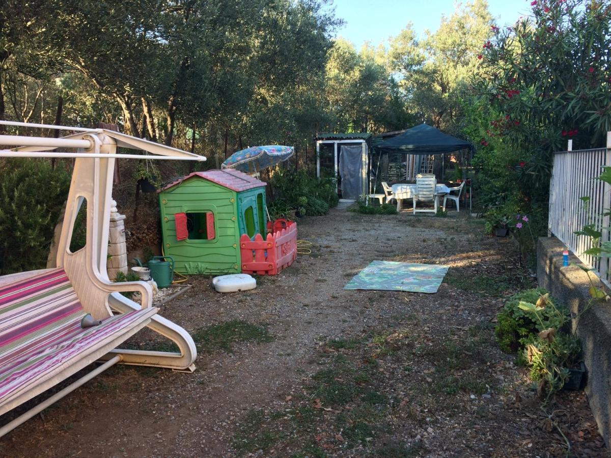 Apartmán A Casa Di Nonna Luciana - Trilocale Con Giardino Ceriale Exteriér fotografie