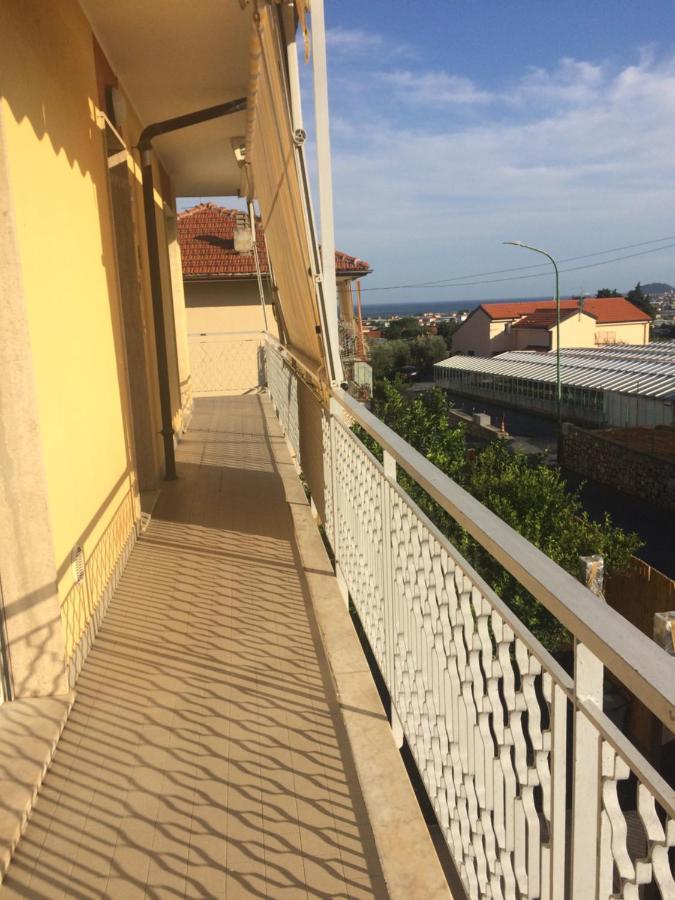 Apartmán A Casa Di Nonna Luciana - Trilocale Con Giardino Ceriale Exteriér fotografie